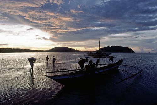 Sec. Clinton Voices Support for Law of the Sea Treaty